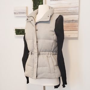 Banana Republic Puffer Vest Down blend Gray Small